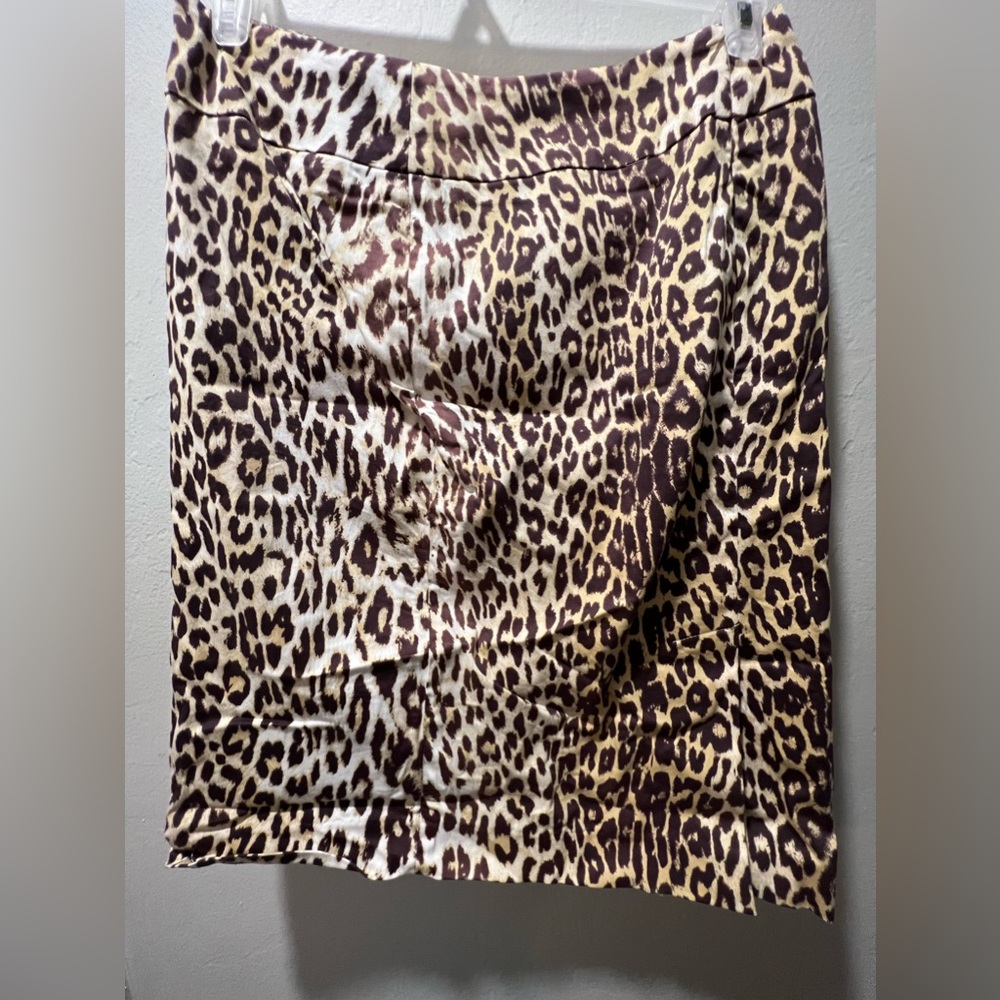 Size 8- Cute Animal print skirt